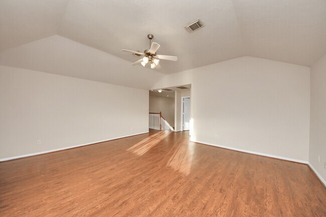 Building Photo - 822 Glen Abbey Dr