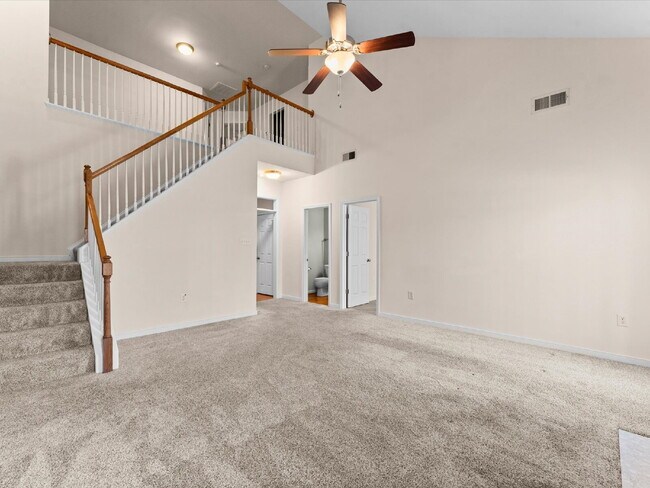 Building Photo - 709 Abbey Village Cir