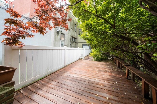 Building Photo - 1314 Hudson St