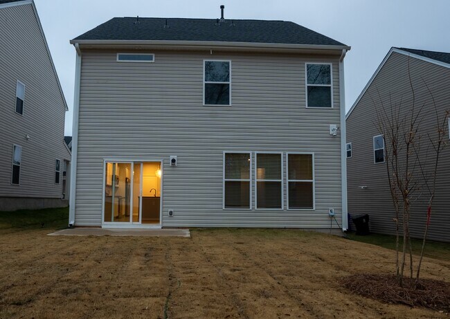 Building Photo - 133 Gervais Cir