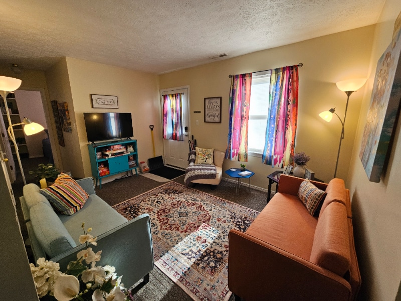 Building Photo - 2124 W Jackson St