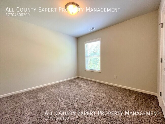 Building Photo - 6512 Crosscreek Ln