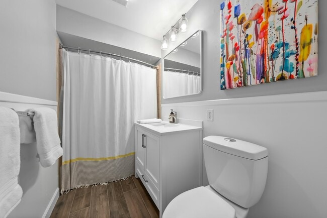 Building Photo - 7917 W 92nd Pl