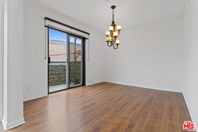 Building Photo - 12000 Goshen Ave