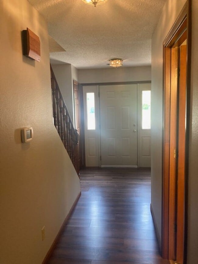 Building Photo - Beautiful Home Coming Soon!!