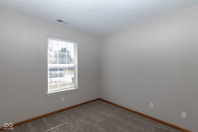 Building Photo - 2816 Fieldstone Ct