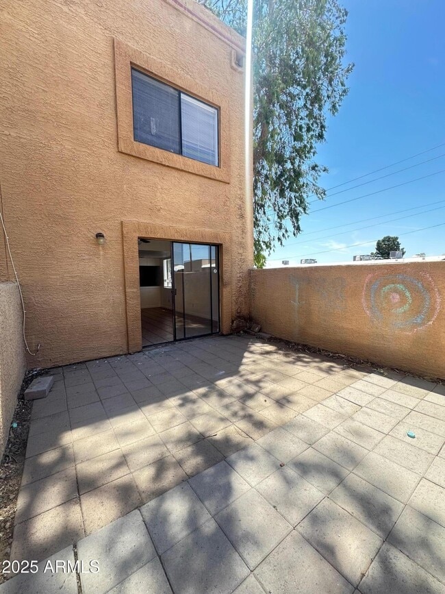 Building Photo - 12231 N 21st Ave