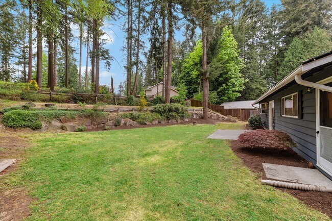 Building Photo - Remodeled Rambler with 2/Car garage, RV Parking and an Impressive Back Yard!!!!!