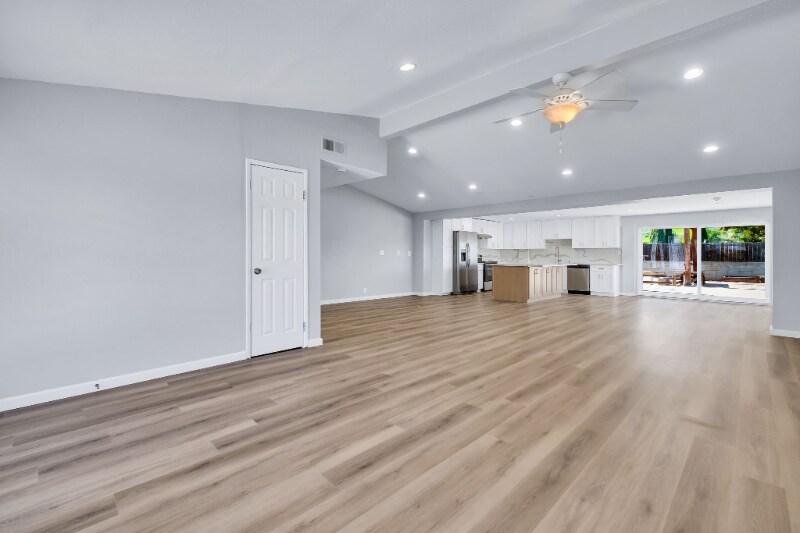 Building Photo - 3424 Andover St