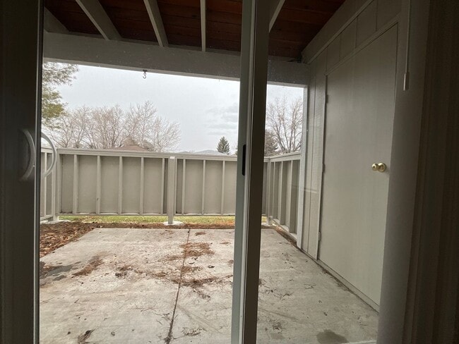 Building Photo - Carson Park Condominium (Downstairs)