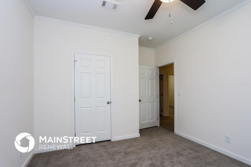 Building Photo - 1900 21st St S