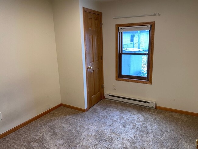 Building Photo - 2 bed 1 bath Single Family Home in Wausau