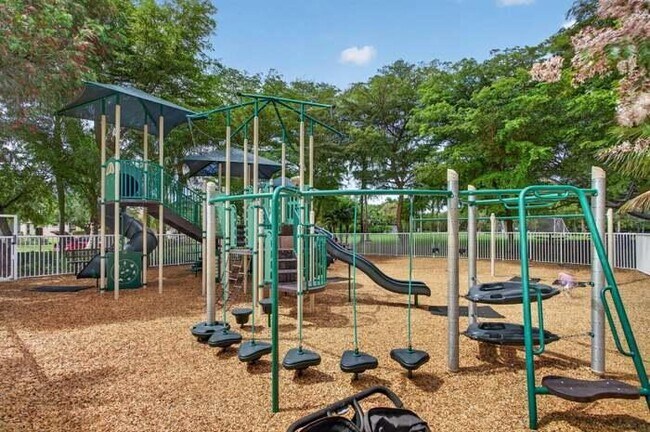 Building Photo - 131 Cameron Ct