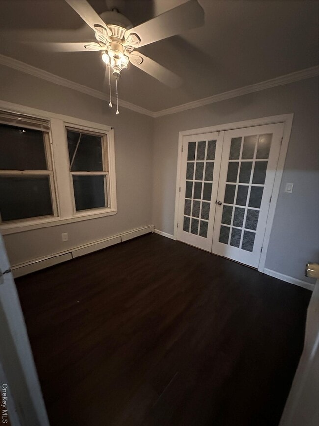 Building Photo - 44 Harding Ave