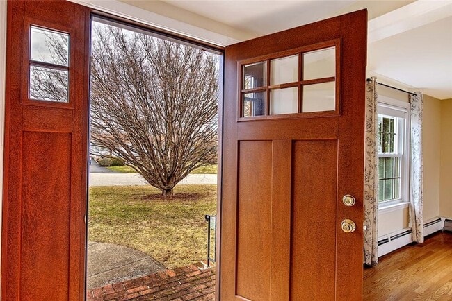 Building Photo - 12 Whalen Dr