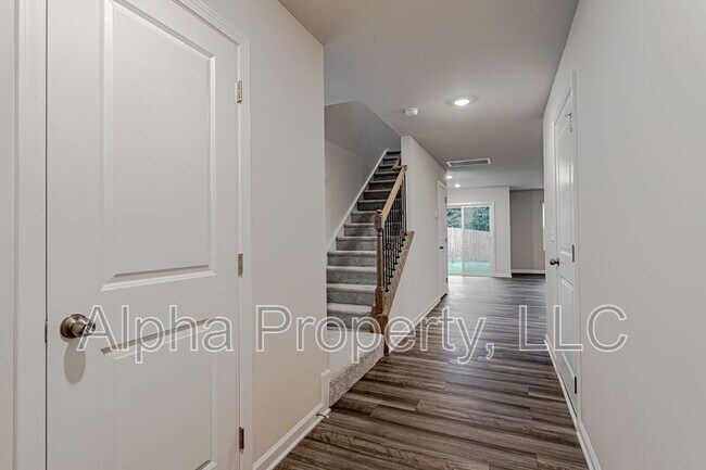 Building Photo - 215 Eagle Watch Wy