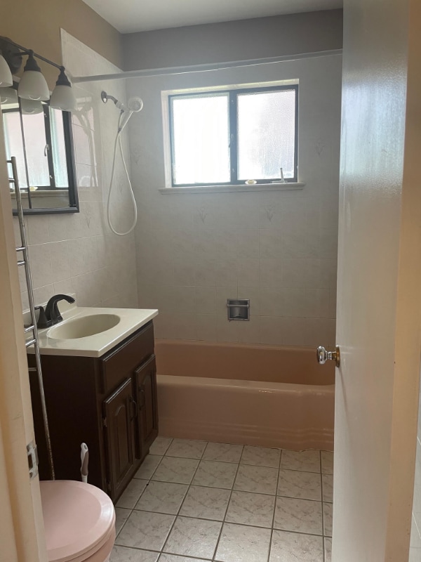 Building Photo - 1514 S Locust St