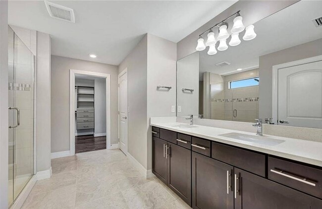 Building Photo - 7265 Wilton Dr N