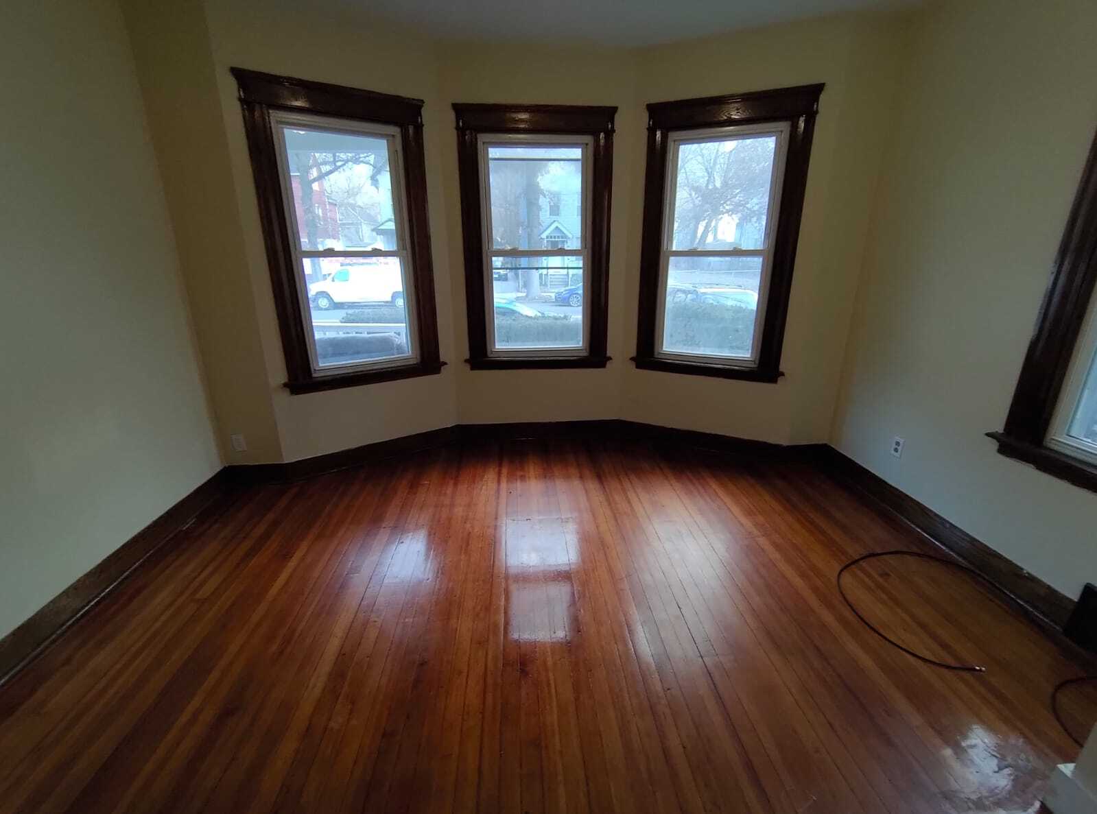 Building Photo - 406 Shelton Ave