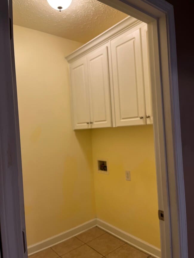 Building Photo - 14 Blueberry Ln