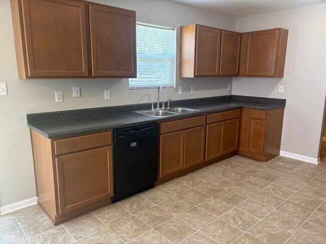Building Photo - 8151 Firefly Way