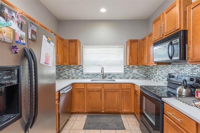 Building Photo - 4539 Amberly Oaks Ct