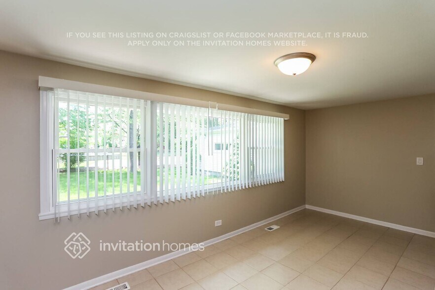 Building Photo - 800 S Cedarcrest Dr