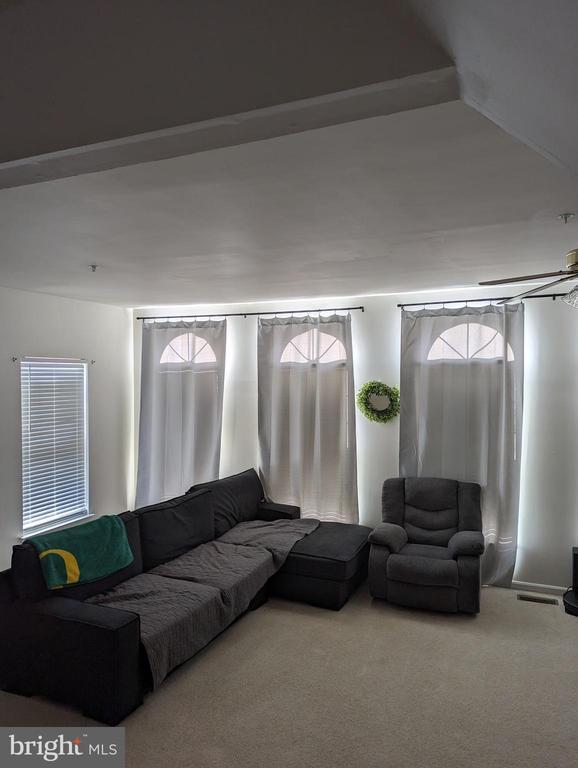 Building Photo - 2701 Summers Ridge Dr