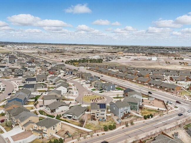 Building Photo - 8308 Needle Drop Ct