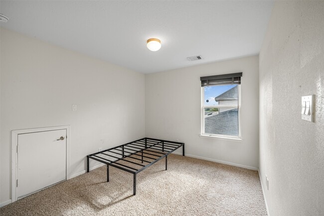 Building Photo - 8142 Cheyenne Hills Trail