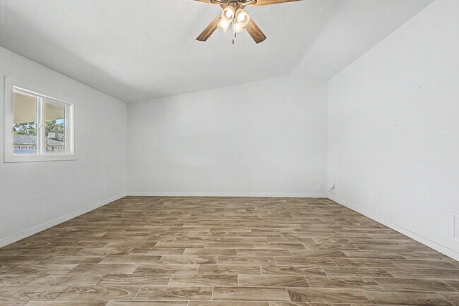 Building Photo - 13608 N 41st Pl