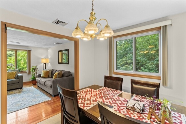 Building Photo - 27 Ridge Hill Ave