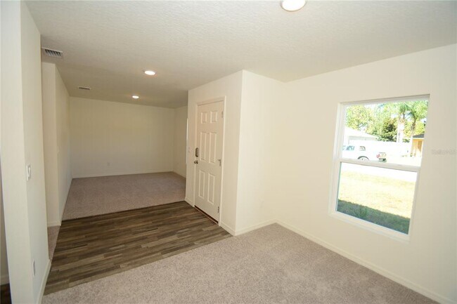 Building Photo - 93 Panorama Dr