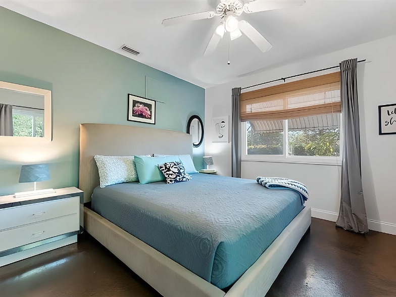 Building Photo - 1604 58th St S