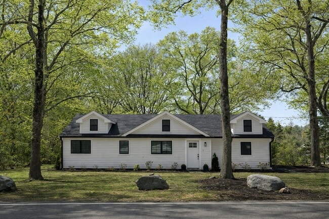Building Photo - 355 Maynard Rd