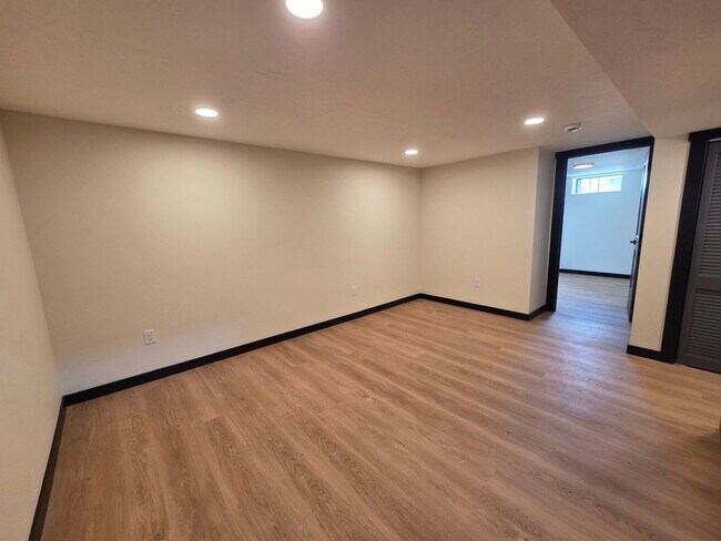 Building Photo - 3717 N Perry St