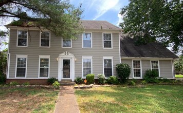 Building Photo - 8209 Crimson Creek Dr