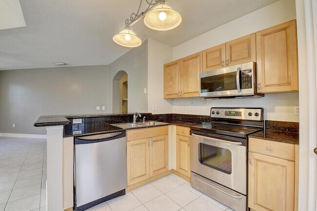 Building Photo - 1206 Belmont Pl