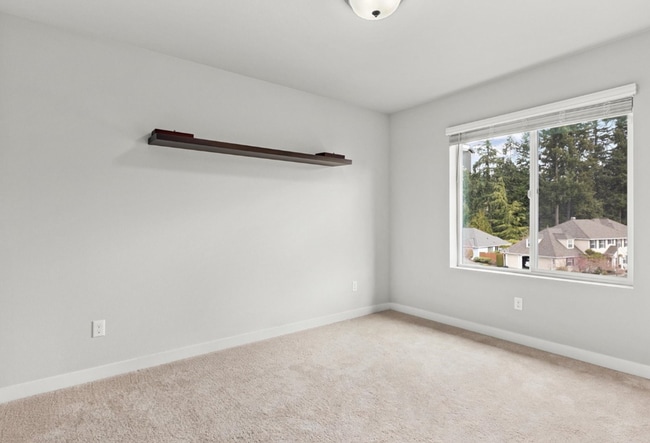 Building Photo - Stunningly Upgraded 2-Bed, 2.5-Bath Townho...