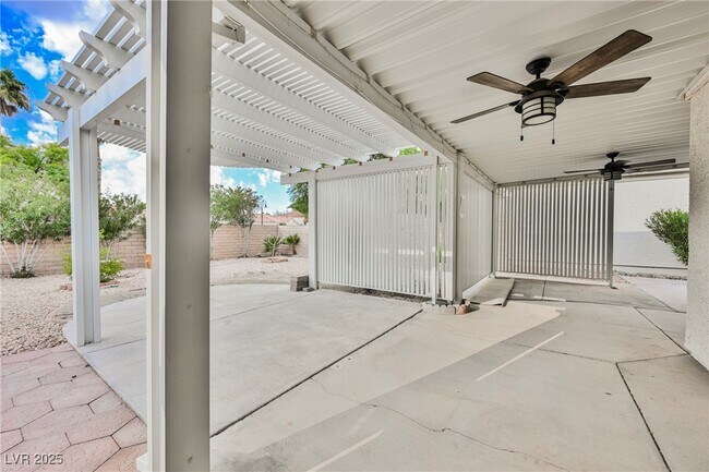 Building Photo - 7829 Ben Hogan Dr