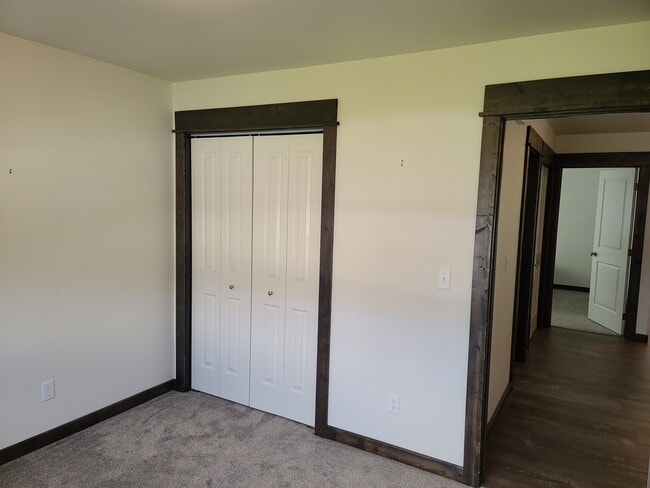 Building Photo - 301 Boone Dr