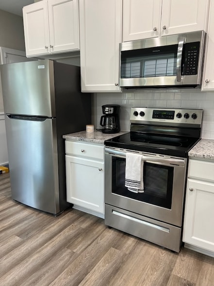 Building Photo - 104 S 11th St