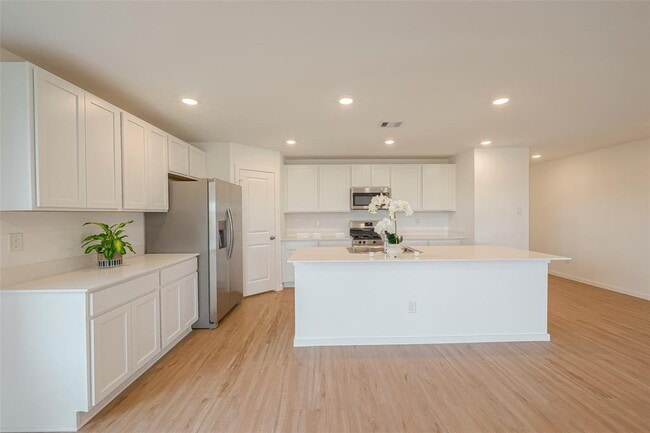 Building Photo - 3106 Elm Br Dr