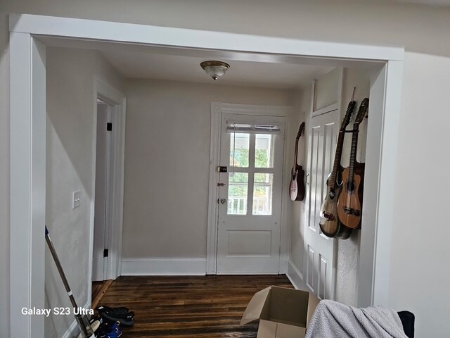 Building Photo - 225 Douglas Ave