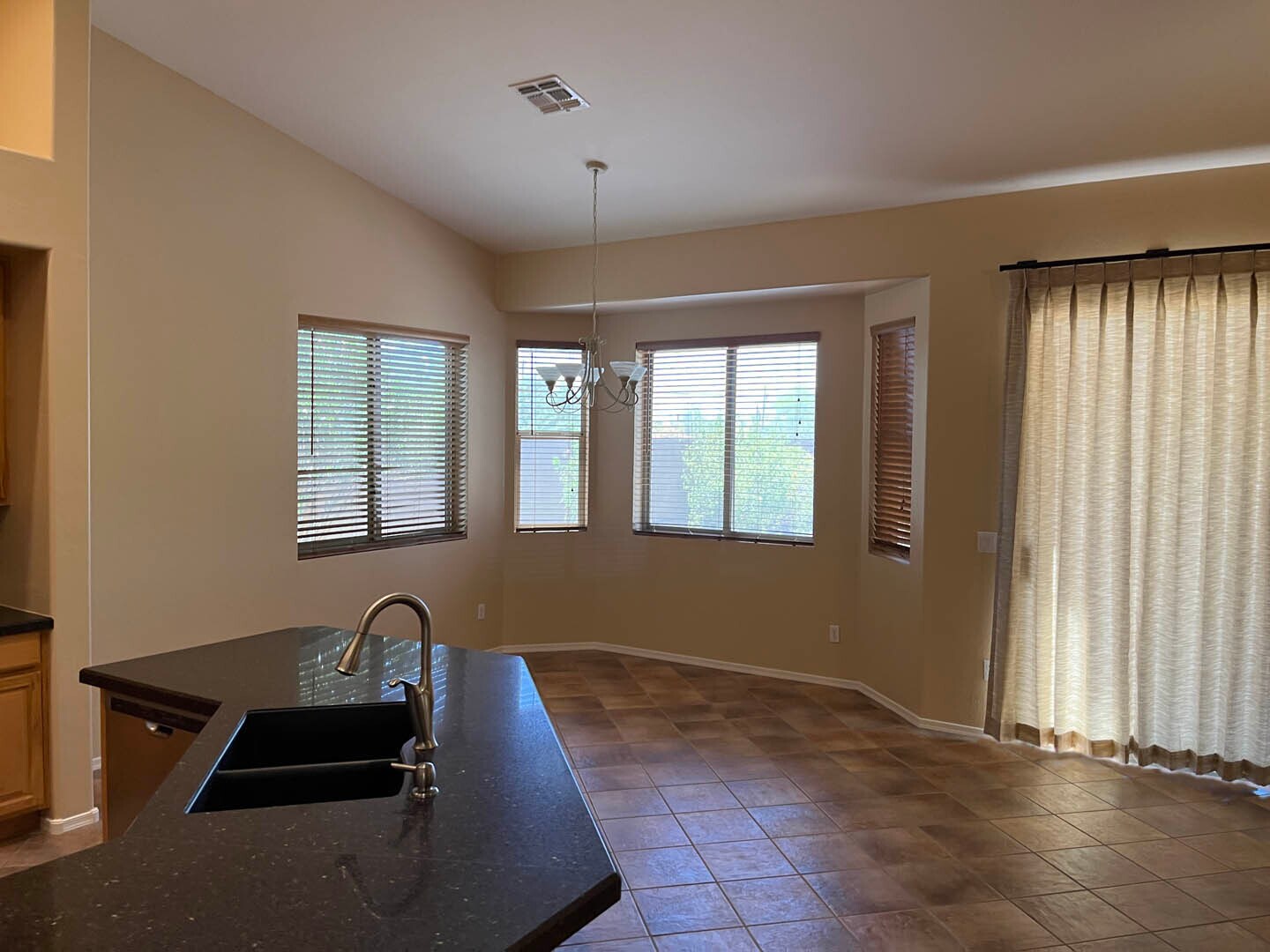 Dining Room - 4629 E Thunder Hawk Rd
