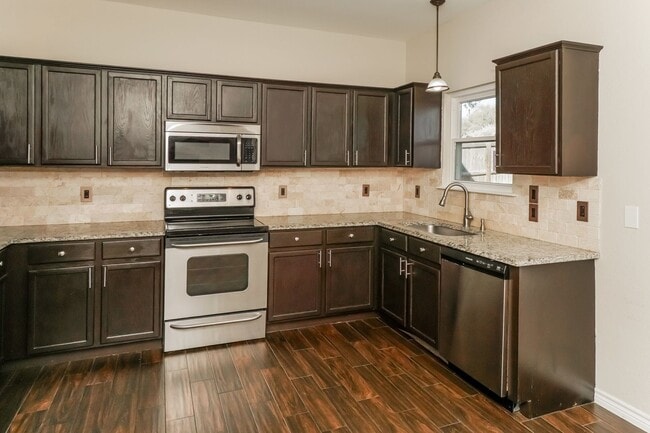 Building Photo - Beautiful Rental in Stone Oak Meadows – First Full Month FREE!