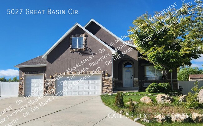 Primary Photo - 5027 Great Basin Cir