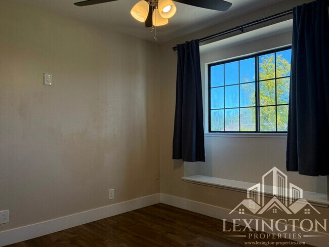 Building Photo - Beautiful, Folsom Home with Pool & Spa in ...