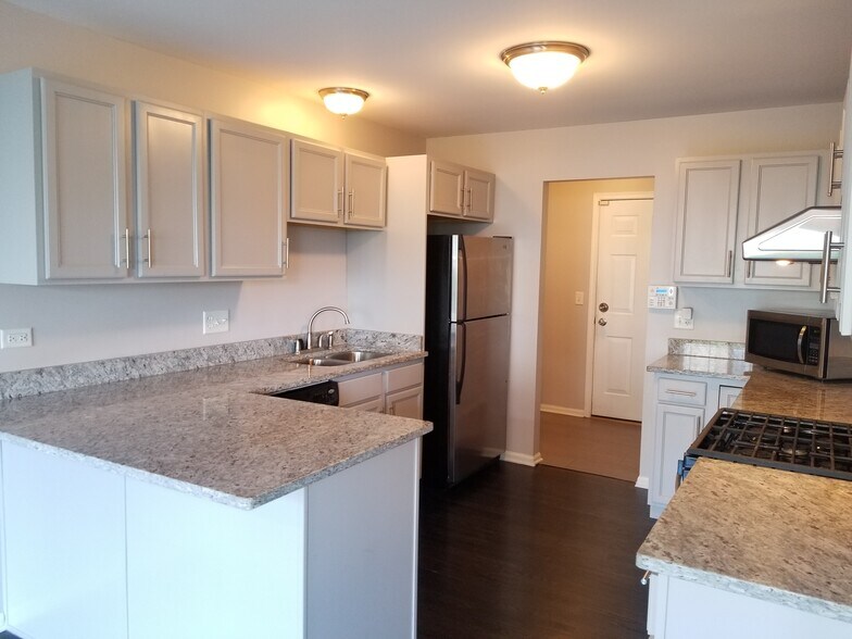 Building Photo - 1196 Megan Ct