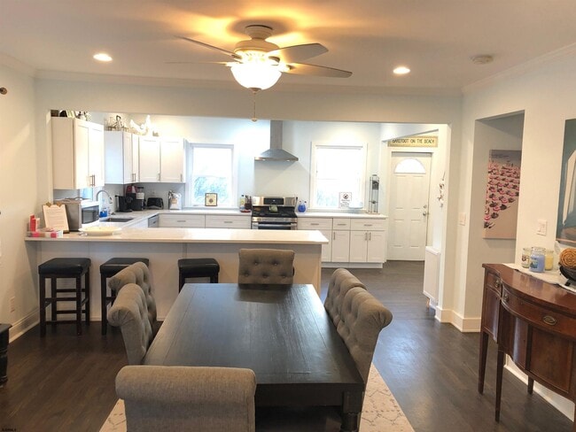 Building Photo - 4800 Atlantic Ave